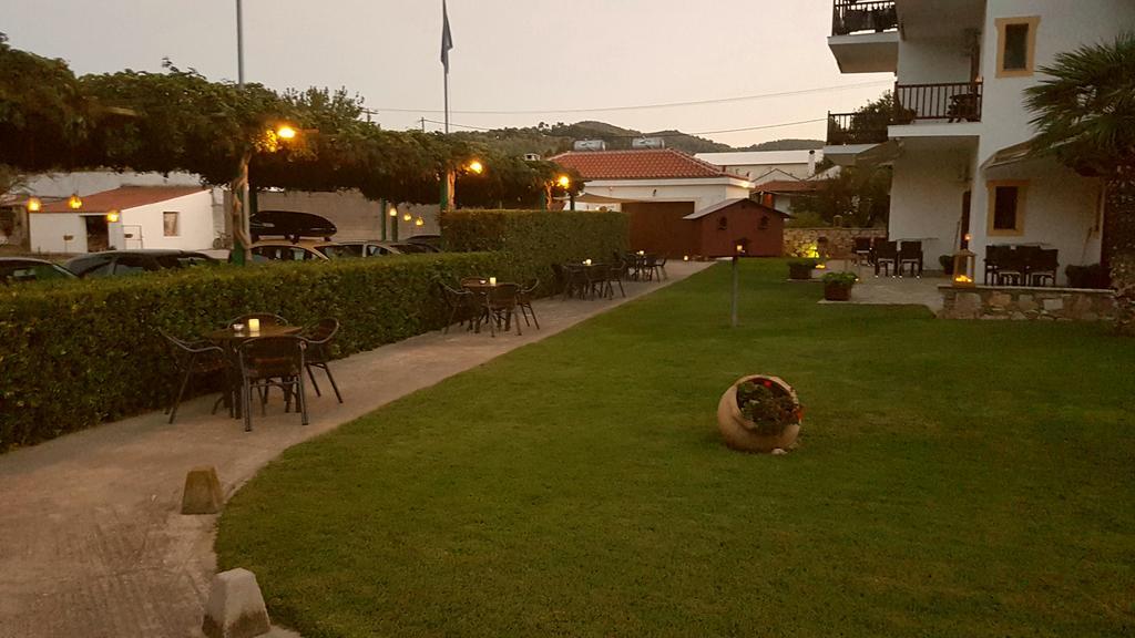 Aparthotel Melrose Skopelos Exteriér fotografie