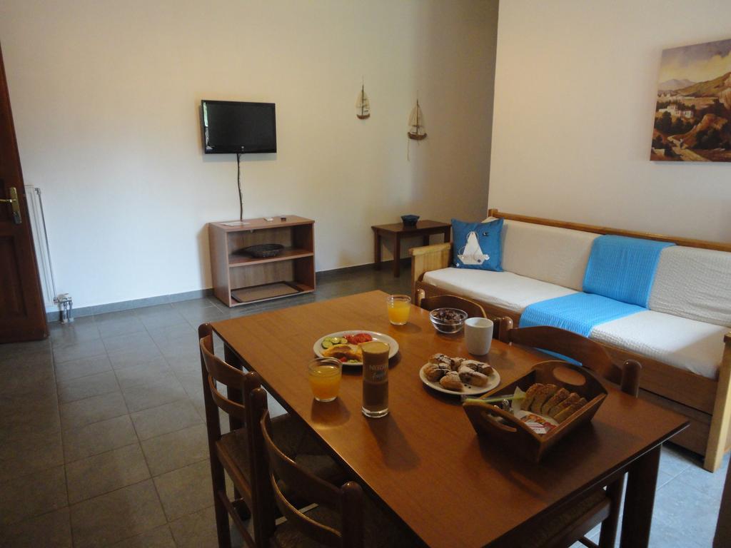 Aparthotel Melrose Skopelos Exteriér fotografie